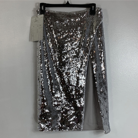 Lovers and friends Silver Sequins Midi Skirt - Picture 6 of 9